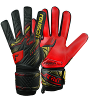 Guantes de portero Reusch Grip para principiantes, con palma de látex Reusch Grip, corte negativo, dorso en PVC/textil y muñequera elástica con correa. Comodidad, durabilidad y control confiable para entrenamientos y partidos. Disponibles en UnoKeeper.