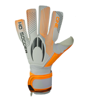 Guantes de portero de futbol HO Soccer One NG Blade Shield Blanco/Naranja/Negro, con palma SHIELD de 5 mm para mayor durabilidad en césped artificial, corte negativo ergonómico, dorso transpirable y cierre de muñequera elástica con velcro. Disponibles en UnoKeeper.