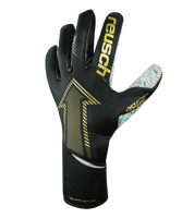 Guantes de portero de fútbol Reusch FastGrip Fusion Black/Gold, con palma Fusion, corte Hybrid Evolution, dorso ventilado y cierre AdaptiveFlex. Guantes profesionales de agarre, precisión y durabilidad, disponibles en UnoKeeper.