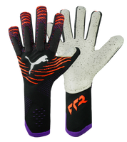 Guantes de portero de fútbol Puma Future Ultimate NC Pro en negro/rojo, con palma Elite+ Dual Grip de látex alemán de 4 mm, corte negativo anatómico, dorso con relieve en nudillos y cierre de muñeca elástica. Guantes profesionales de alto rendimiento, disponibles en UnoKeeper.