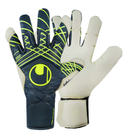 Guantes de portero de fútbol Uhlsport Prediction AbsolutGrip Skin Cut en azul/blanco/amarillo, con palma ABSOLUTGRIP, corte Skin Cut, dorso ergonómico y cierre Dual Fix. Guantes profesionales de alto agarre, precisión y ajuste seguro, disponibles en UnoKeeper.