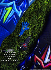 Guantes de portero Aries X PRO Rojo, con palma AXG® de látex alemán, corte Arrow Cut ergonómico, dorso AeroKnit con goma 3D y cierre de muñeca de doble anclaje. Guantes de portero de futbol, ideales para césped natural y sintético. Disponibles en UnoKeeper.