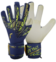 Guantes de portero de fútbol Reusch Attrakt Gold X Glueprint, con palma Grip Gold X Glueprint ultra adherente, corte Evolution Negative, dorso protector y cierre elástico con correa de neopreno. Disponibles en UnoKeeper.