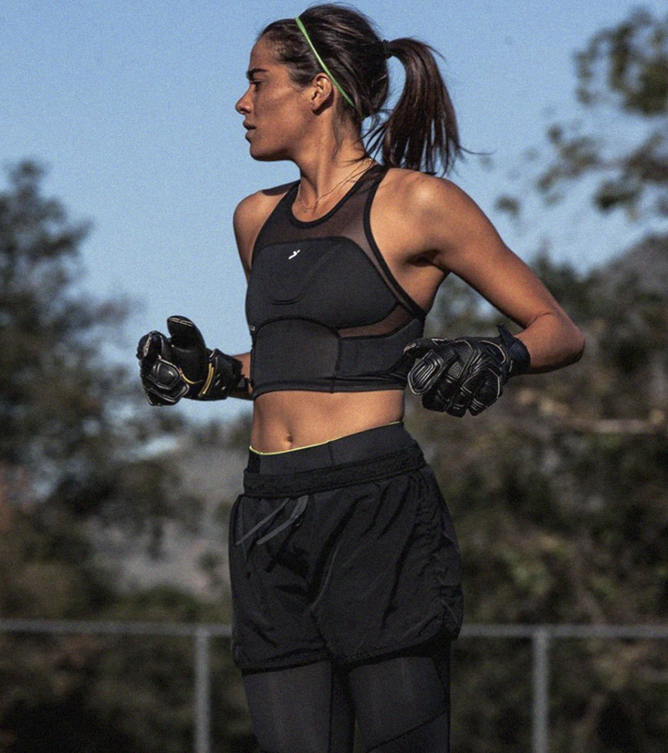Women’s Bodyshield Crop Top Black Storelli - UnoKeeper