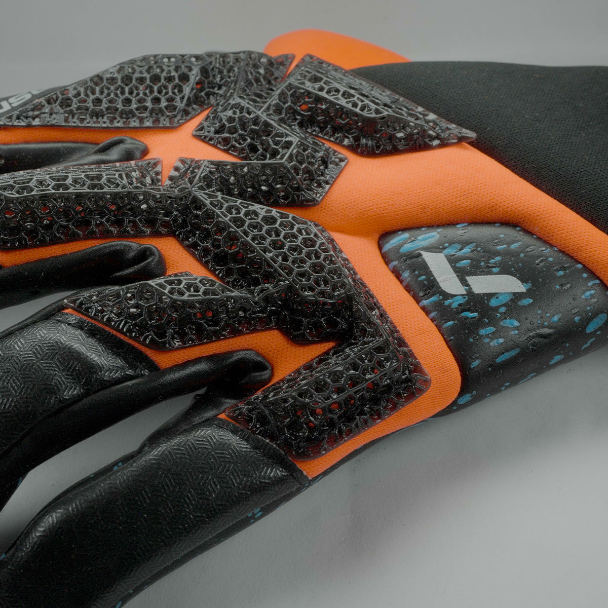 REUSCH ATTRAKT FUSION CARBON 3D