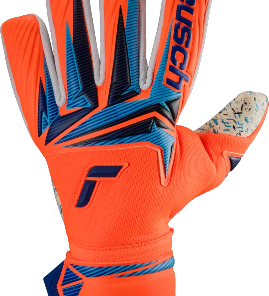 Guantes_De_Portero_Reusch_Attrakt_Fusion_NC_1_UnoKeeper.webp
