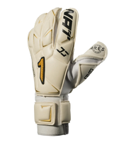 Guantes de Portero Rinat  Profesional ARES Ft Joan García