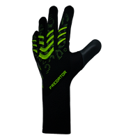 Guantes de portero Adidas Predator GL Pro con palma URG 2.0 para agarre superior, corte negativo para ajuste ceñido, dorso con inserciones de silicona y cierre de puño elástico. Control, precisión y comodidad profesional. 