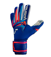 Guantes de portero Reusch Attrakt Fusion N.C. con palma Reusch Grip Fusion, corte negativo ergonómico y palma extendida. Ajuste seguro con cierre elástico y correa completa, máximo agarre y rendimiento profesional.