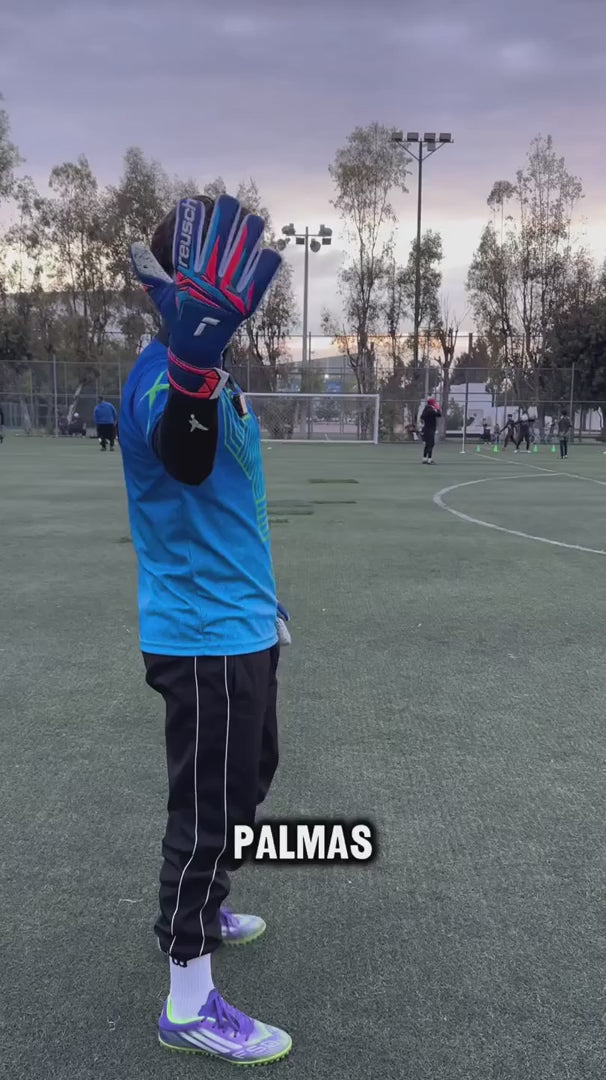Video Guantes de Portero Reusch World Cup Attrakt Fusion NC Shocking Orange Blue
